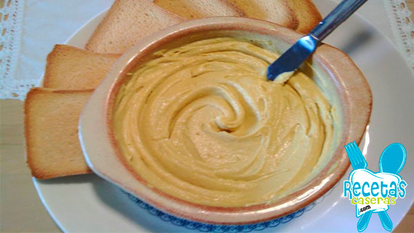 Mousse de atún