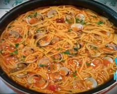 espaguetis-con-chirlas-receta