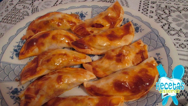 Empanadillas de chorizo y huevo